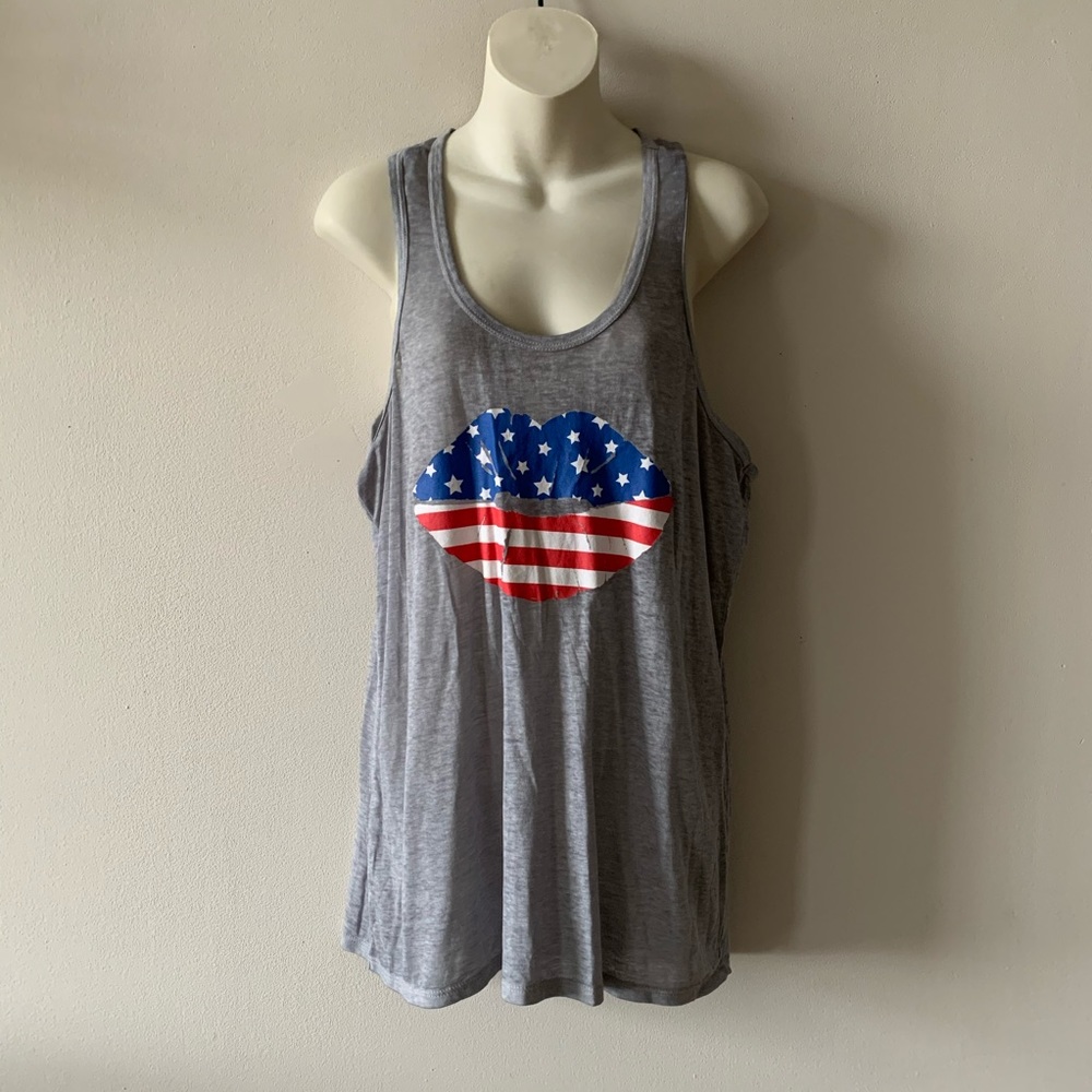 American flag kiss lip burnout flowy tank (H)